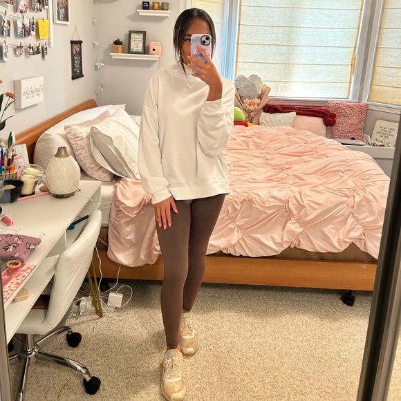 Fabletics Hoodie - Picture 4 of 7